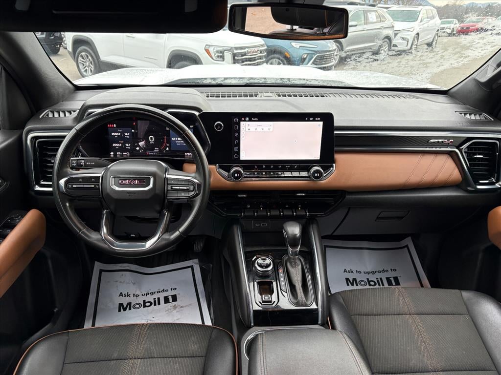 2024 GMC Canyon AT4
