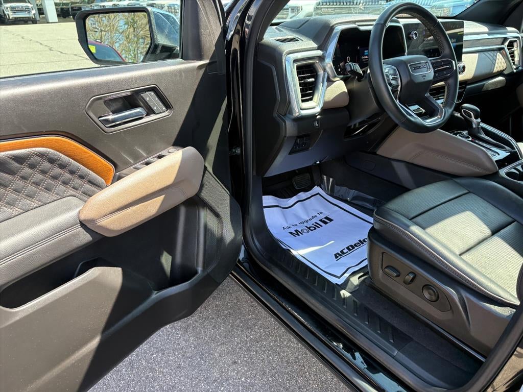 2024 GMC Canyon Denali