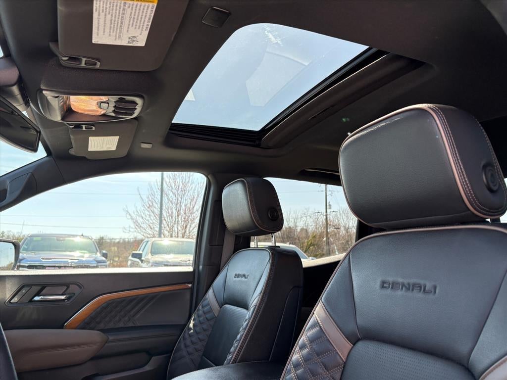 2024 GMC Canyon Denali
