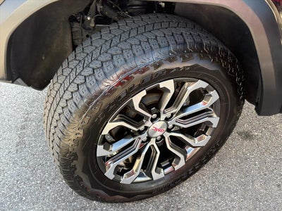 2024 GMC Canyon Denali