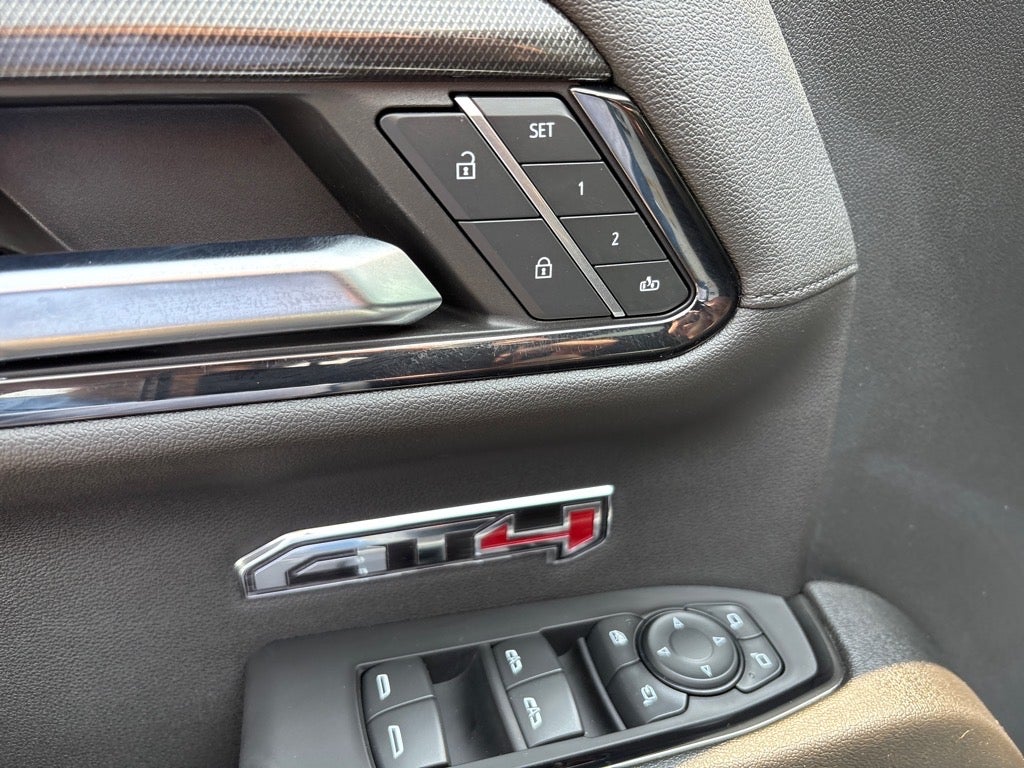 2024 GMC Sierra 1500 AT4