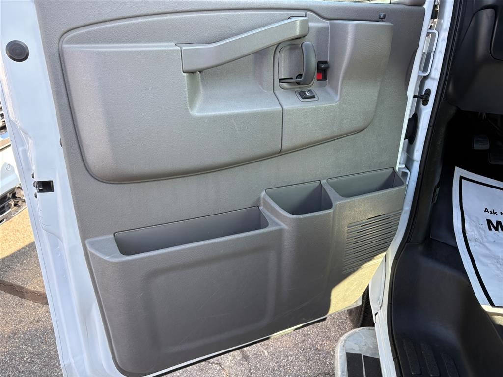 2024 GMC Savana Cargo 2500 Work Van