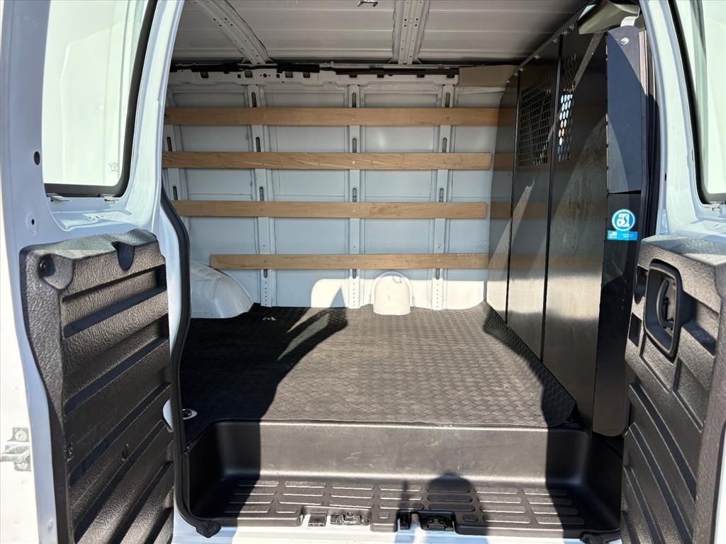 2024 GMC Savana Cargo 2500 Work Van