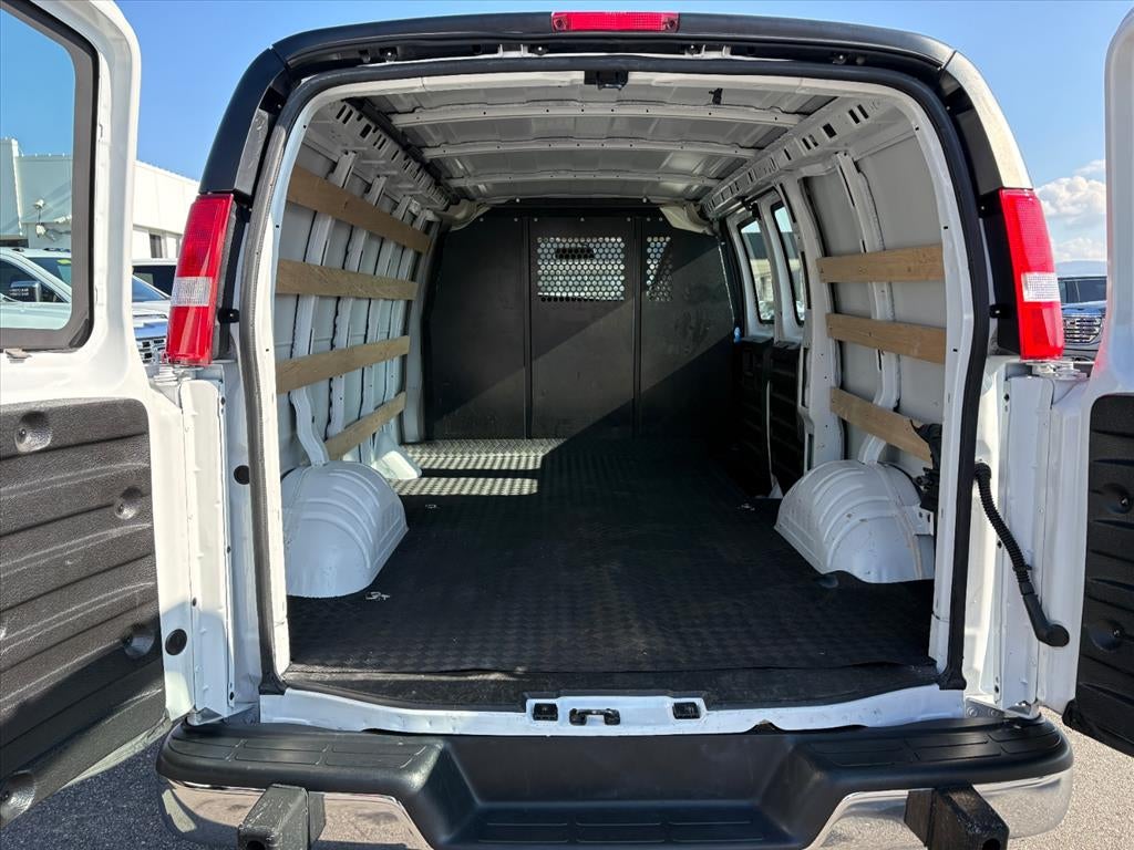 2024 GMC Savana Cargo 2500 Work Van