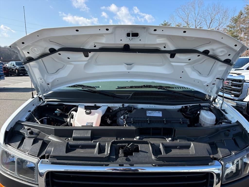 2024 GMC Savana Cargo 2500 Work Van