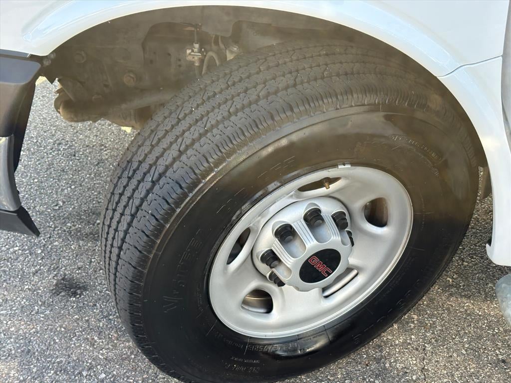 2024 GMC Savana Cargo 2500 Work Van