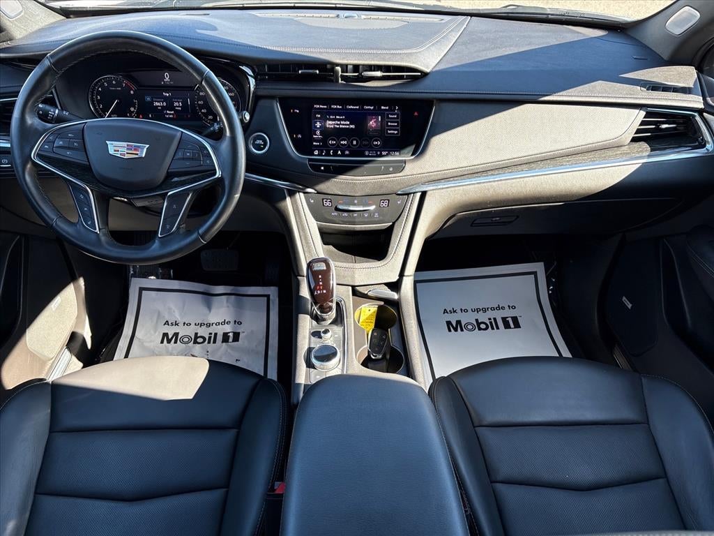 2022 Cadillac XT5 Premium Luxury