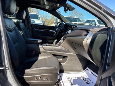 2022 Cadillac XT5 Premium Luxury