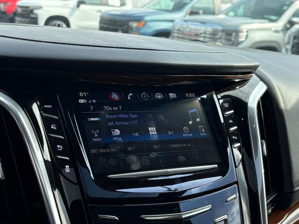 2018 Cadillac Escalade Luxury