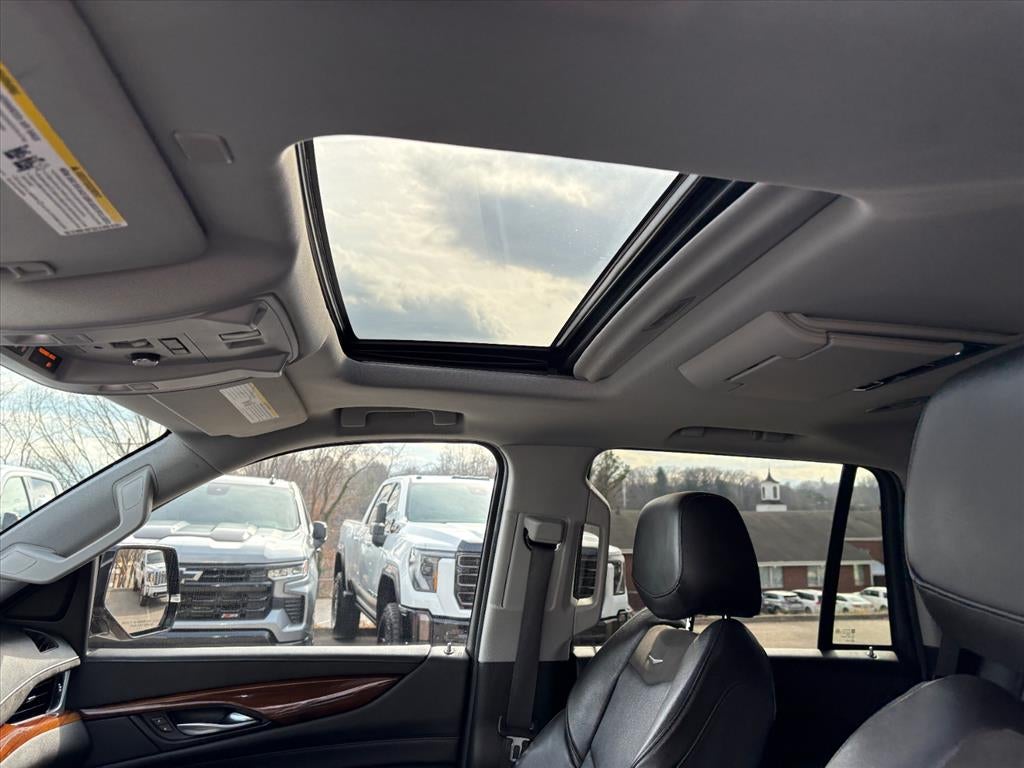 2018 Cadillac Escalade Luxury