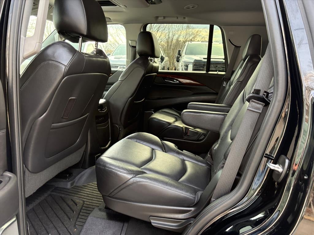 2018 Cadillac Escalade Luxury