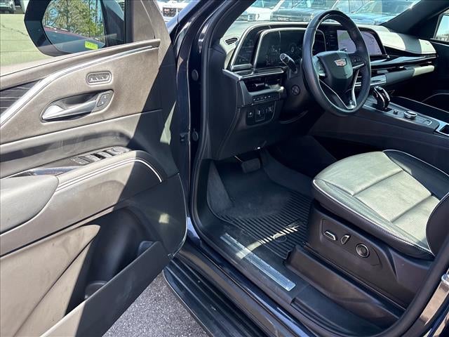 2024 Cadillac Escalade ESV Sport