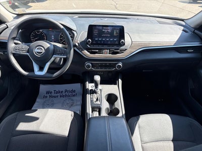 2025 Nissan Altima SV