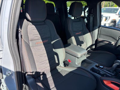 2025 Nissan Frontier Crew Cab PRO-4X 4x4