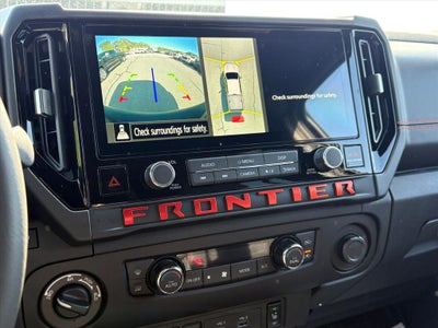 2025 Nissan Frontier Crew Cab PRO-4X 4x4