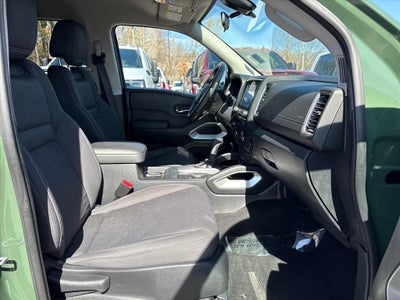 2022 Nissan Frontier SV