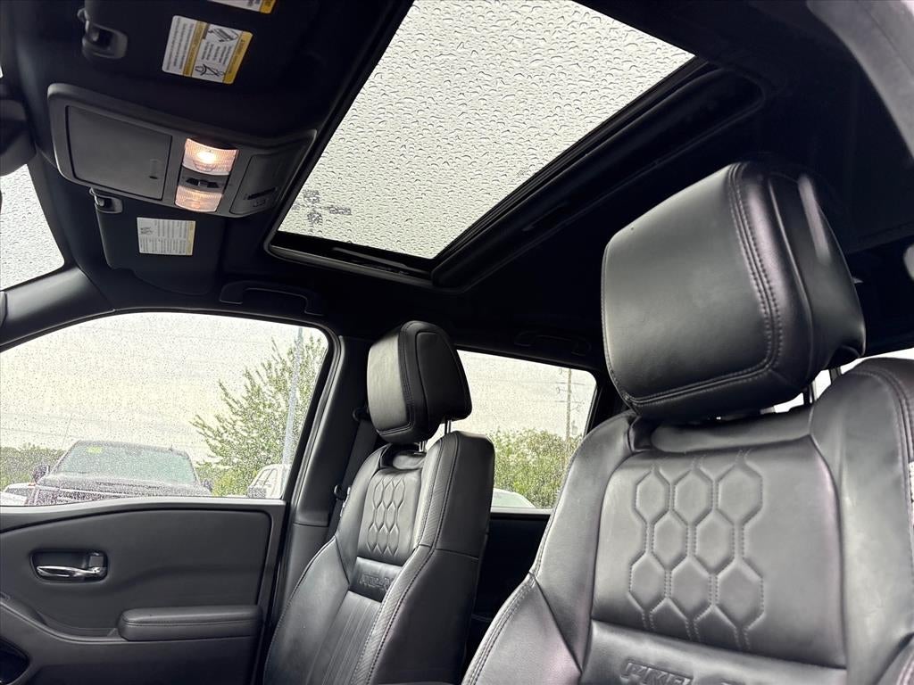2022 Nissan Frontier Crew Cab PRO-4X 4x4