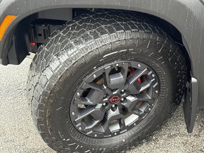 2022 Nissan Frontier Crew Cab PRO-4X 4x4