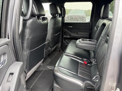 2022 Nissan Frontier Crew Cab PRO-4X 4x4