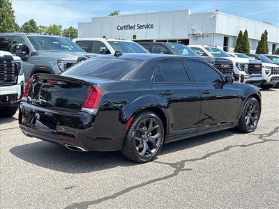 2022 Chrysler 300 S