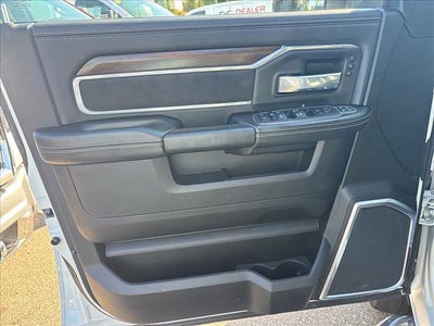 2024 RAM 3500 Laramie Crew Cab 4x4 6'4" Box