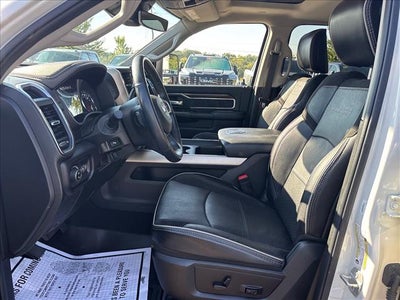 2024 RAM 3500 Laramie Crew Cab 4x4 6'4" Box