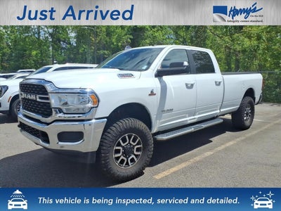2022 RAM 2500 Big Horn Crew Cab 4x4 8' Box