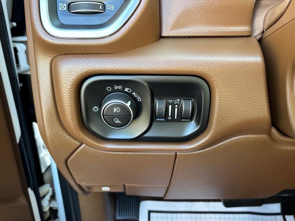2019 RAM 2500 Laramie Mega Cab 4x4 6'4" Box