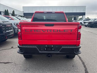 2022 Chevrolet Silverado 1500 Custom Trail Boss