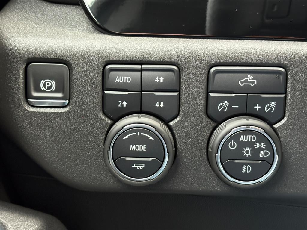 2025 Chevrolet Silverado 1500 LT Trail Boss