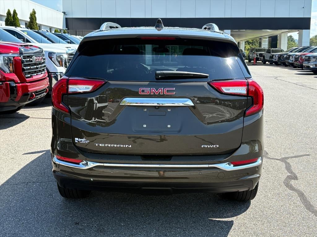 2023 GMC Terrain Denali