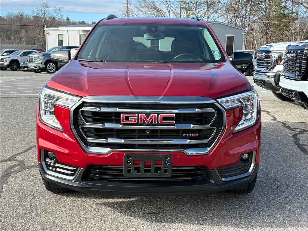 2024 GMC Terrain AT4