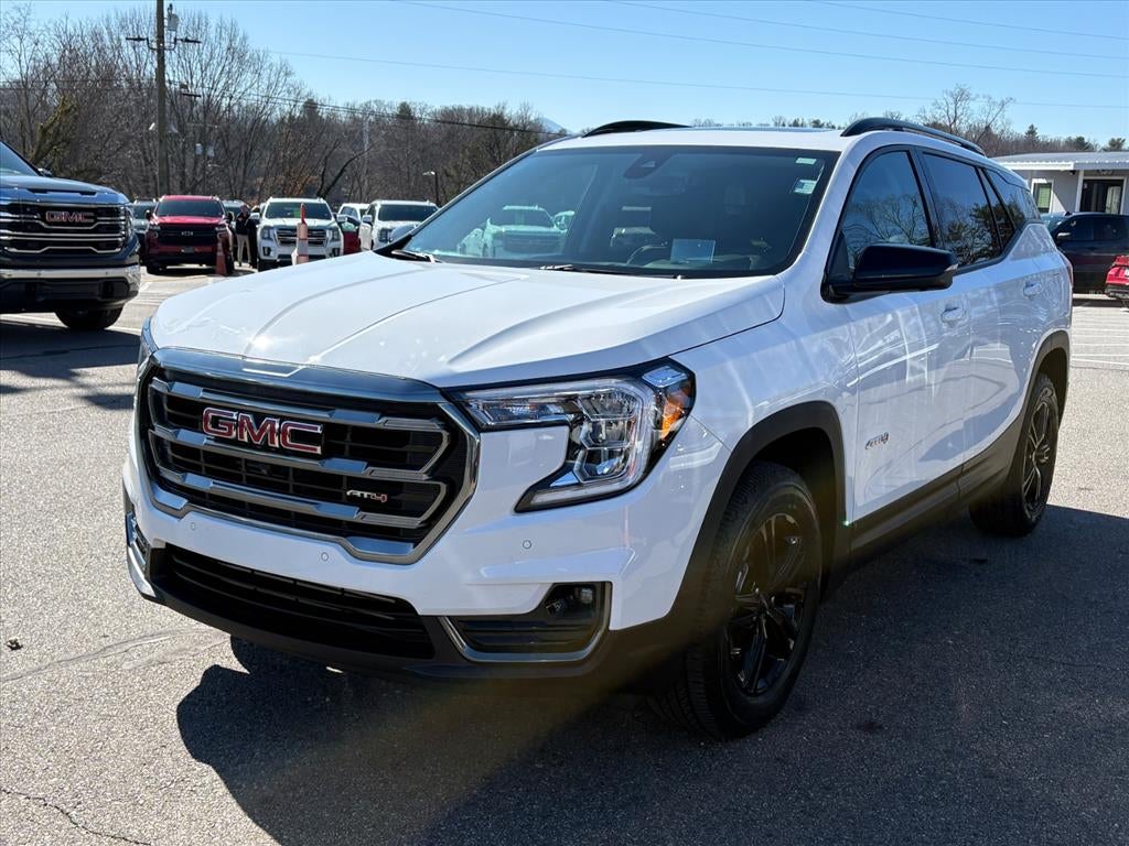 2024 GMC Terrain AT4