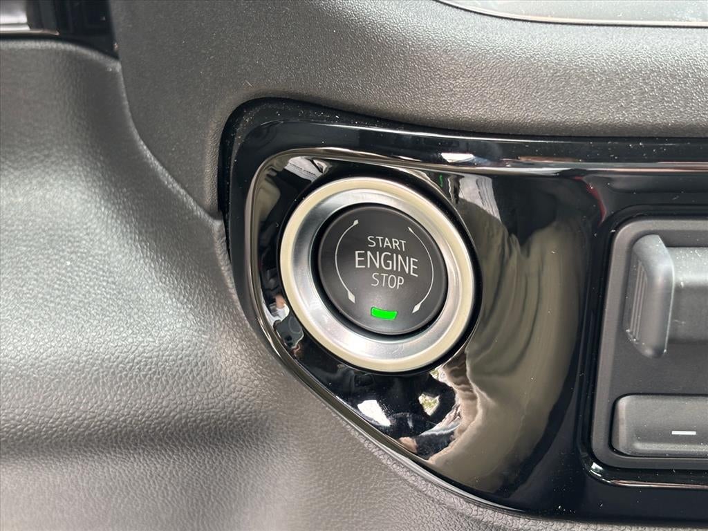 2025 GMC Sierra 1500 Elevation - Photo 13
