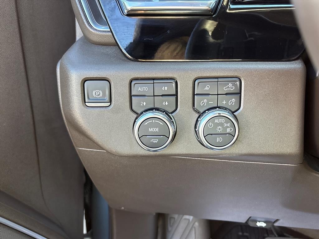 2024 GMC Sierra 1500 SLT - Photo 17