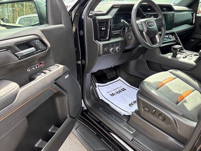 2025 GMC Sierra 1500 AT4