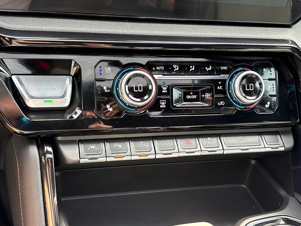 2025 GMC Sierra 1500 AT4