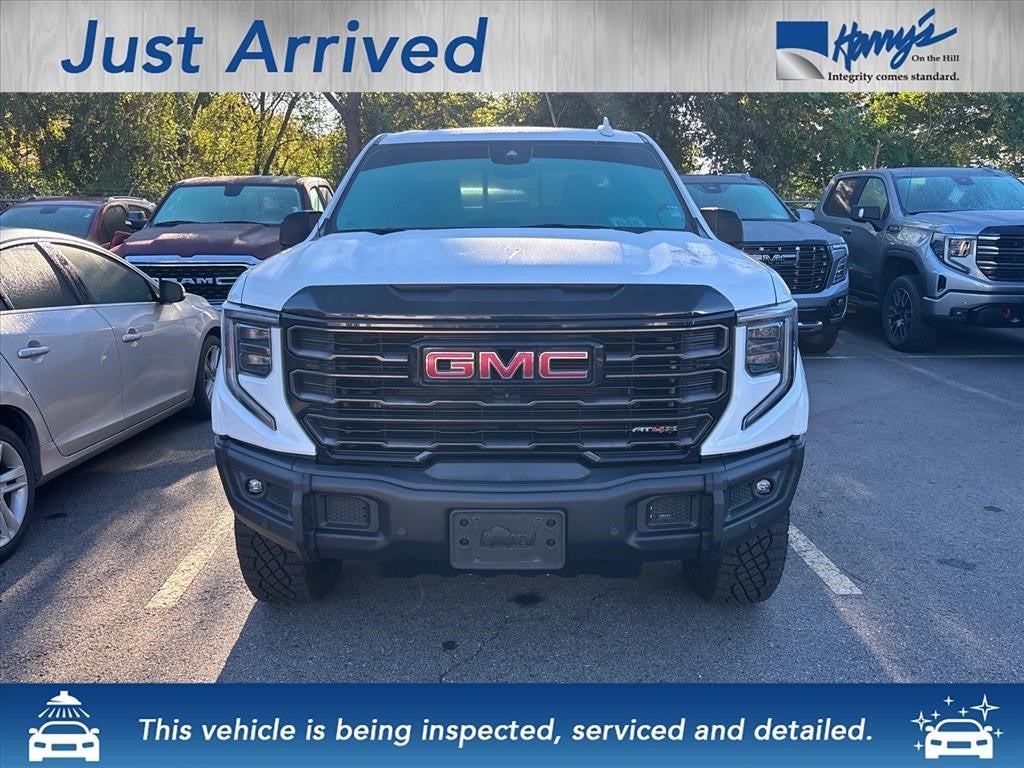 2025 GMC Sierra 1500 AT4X