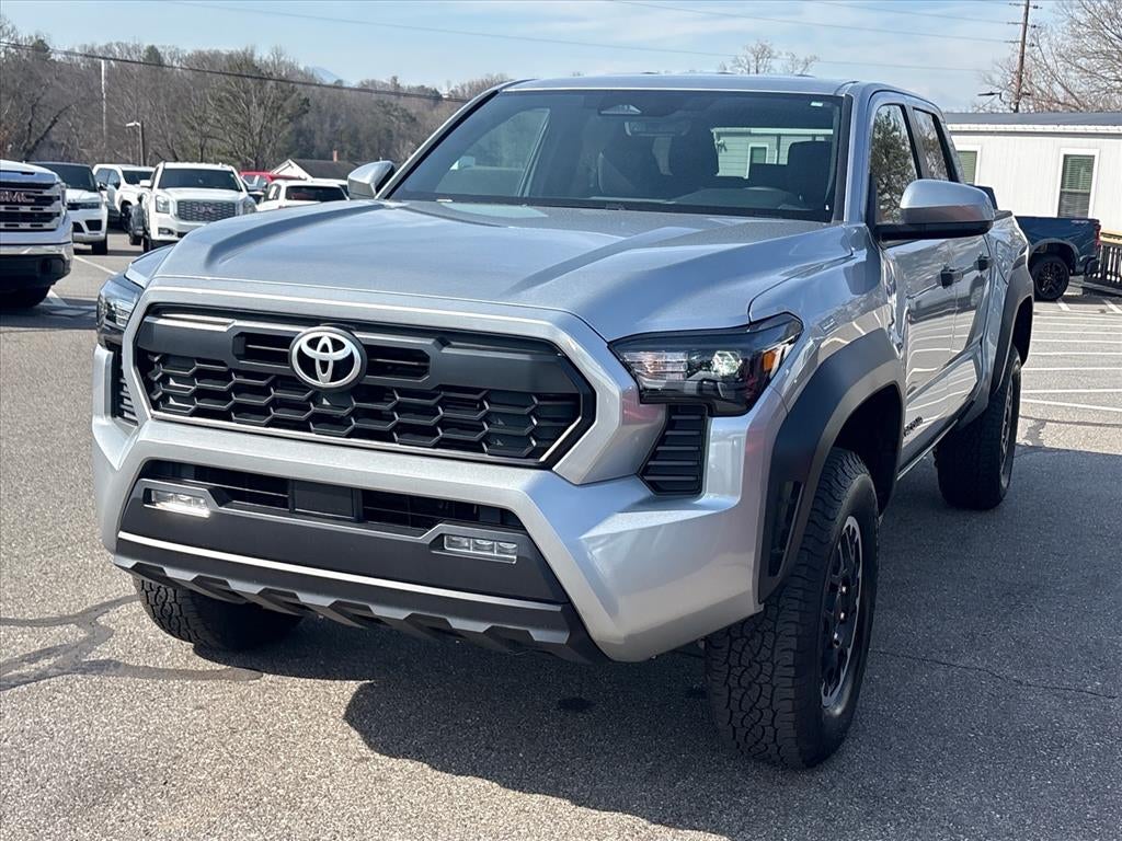 2025 Toyota Tacoma 4WD SR