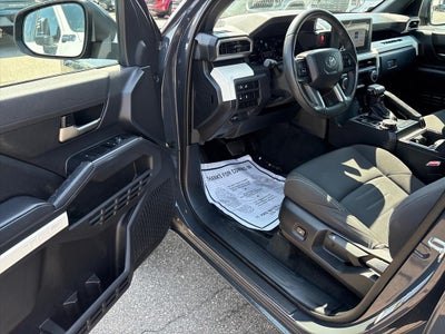 2024 Toyota Tacoma 4WD SR5