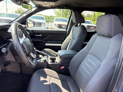 2024 Toyota Tacoma 4WD SR5