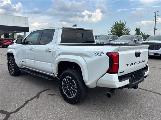 2024 Toyota Tacoma Hybrid TRD Sport 4WD