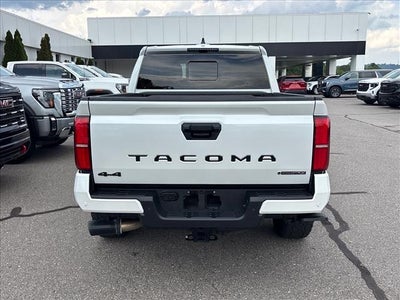 2024 Toyota Tacoma Hybrid TRD Sport 4WD