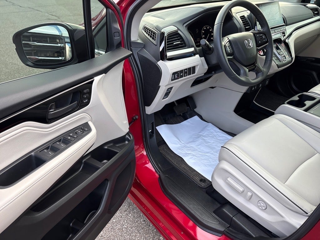 2025 Honda Odyssey Touring