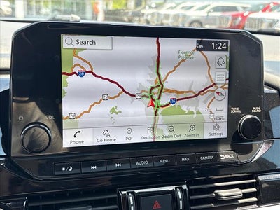 2023 Nissan Pathfinder SL 4WD