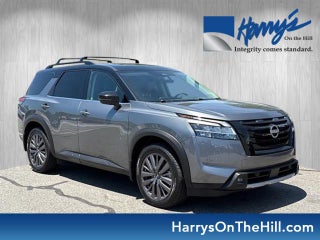 2023 Nissan Pathfinder SL 4WD