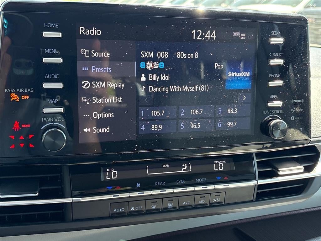 2024 Toyota Sienna LE