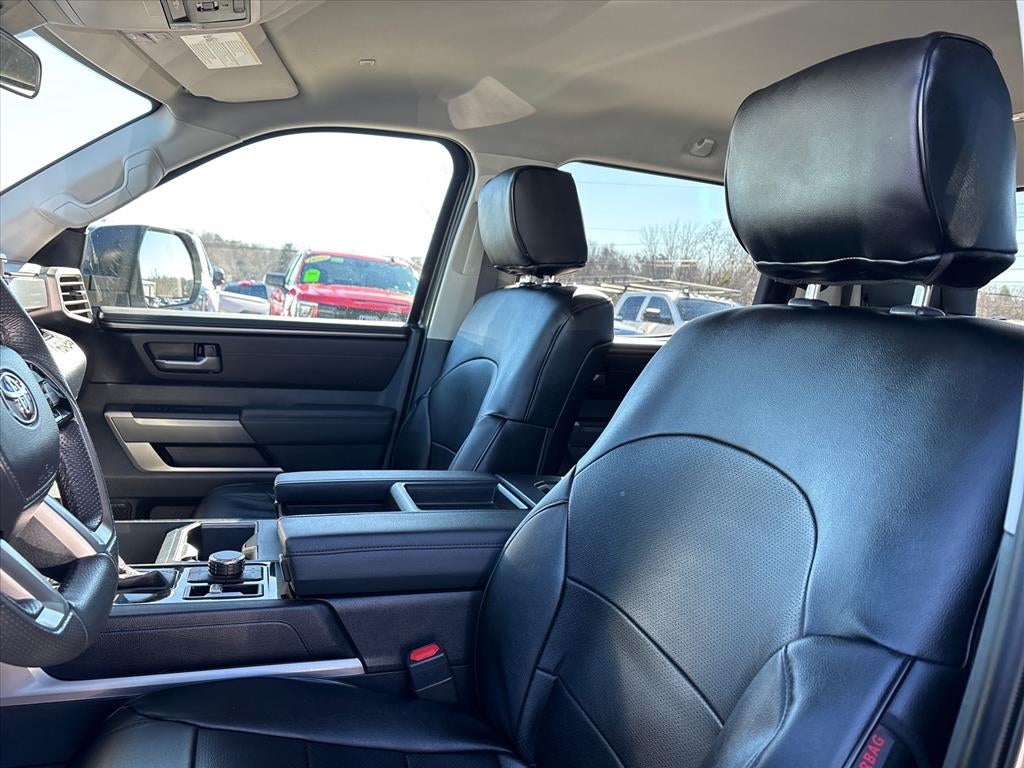 2024 Toyota Tundra 4WD SR5