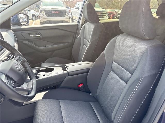 2025 Nissan Rogue SV FWD