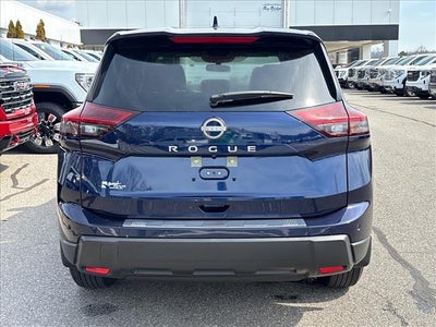 2025 Nissan Rogue SV FWD